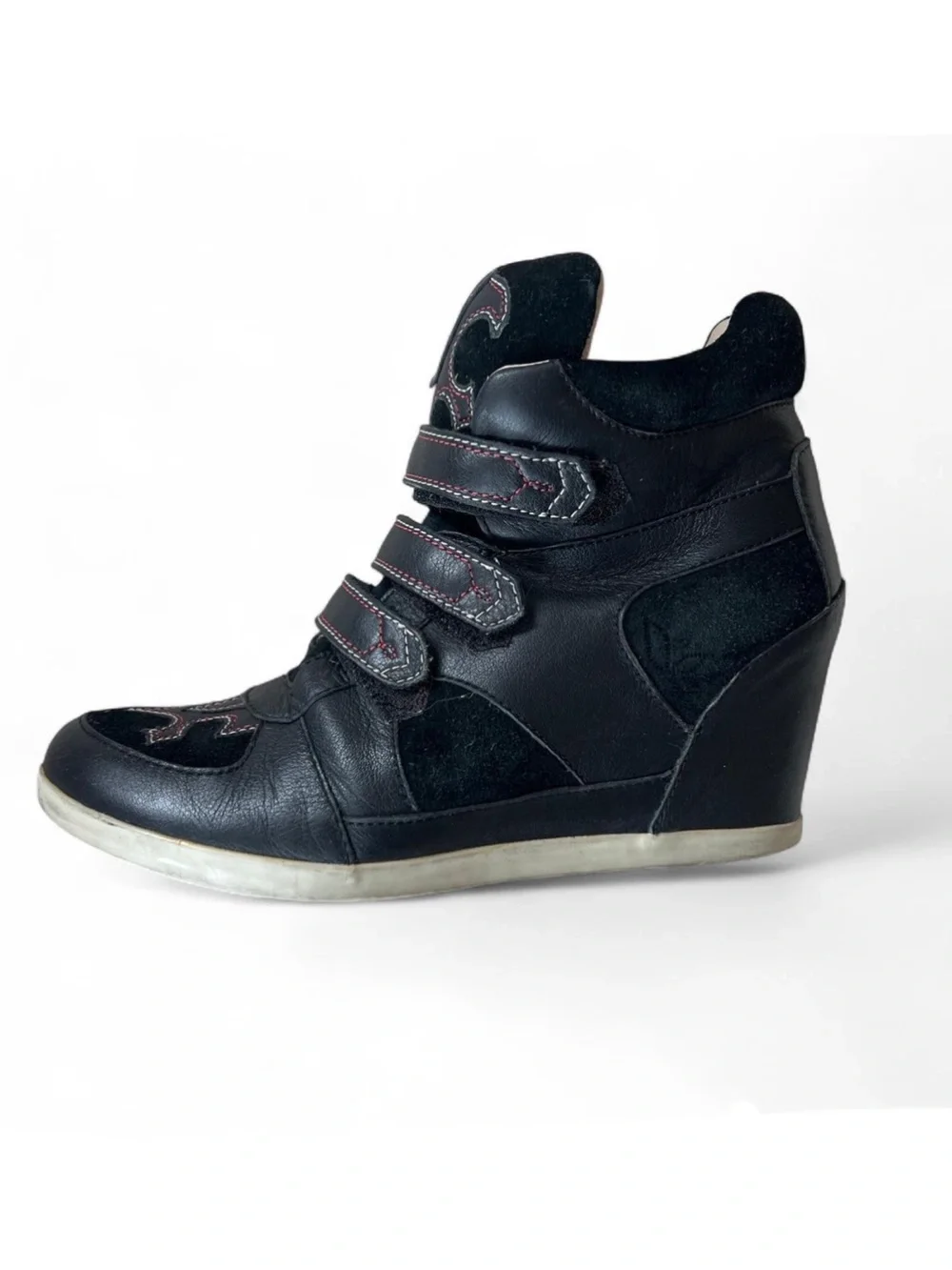 Koolaburra “Preston” in Black Leather Wedge Sneakers with red stitching